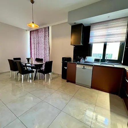 2 Bedrooms Luxury Flat Close To The In * 알란야