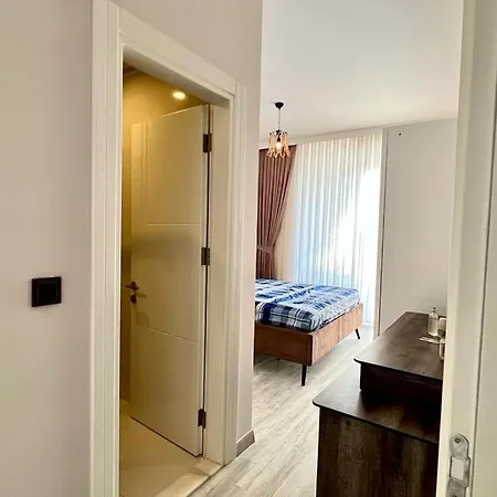 아파트 2 Bedrooms Luxury Flat Close To The In