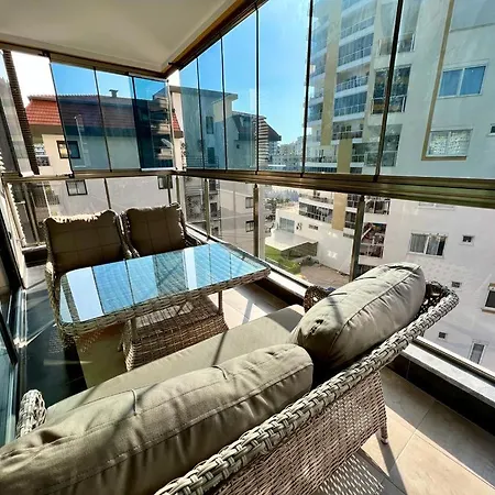 2 Bedrooms Luxury Flat Close To The In アパート アランヤ